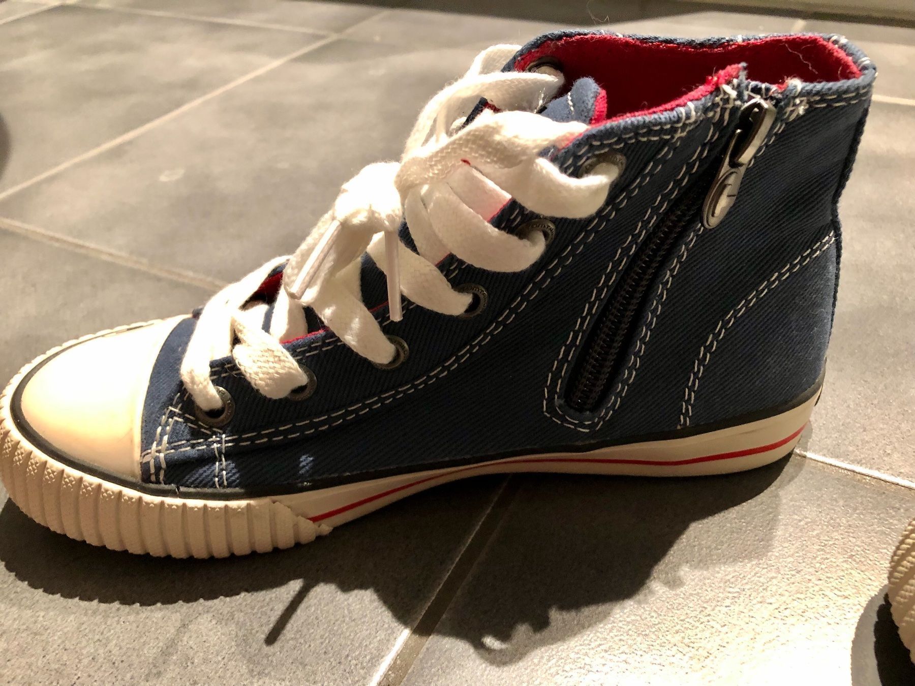 Tom Tailor Scarpe per ragazzi: Tom Tailor Schuhe – Nuovo (secondo la descrizione) da Wohlen AG venduto da manchebo 2