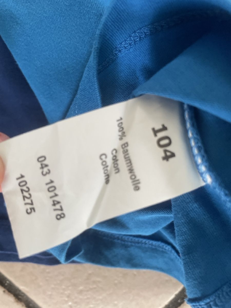 Camicie, T-shirt & Polo: 2er Pack Boy Tops Gr. 104, Neu – Nuovo (secondo la descrizione) da Obergerlafingen venduto da cabo4 2