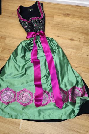 Dirndl Gr. 42 (40), RESEDER - NEU