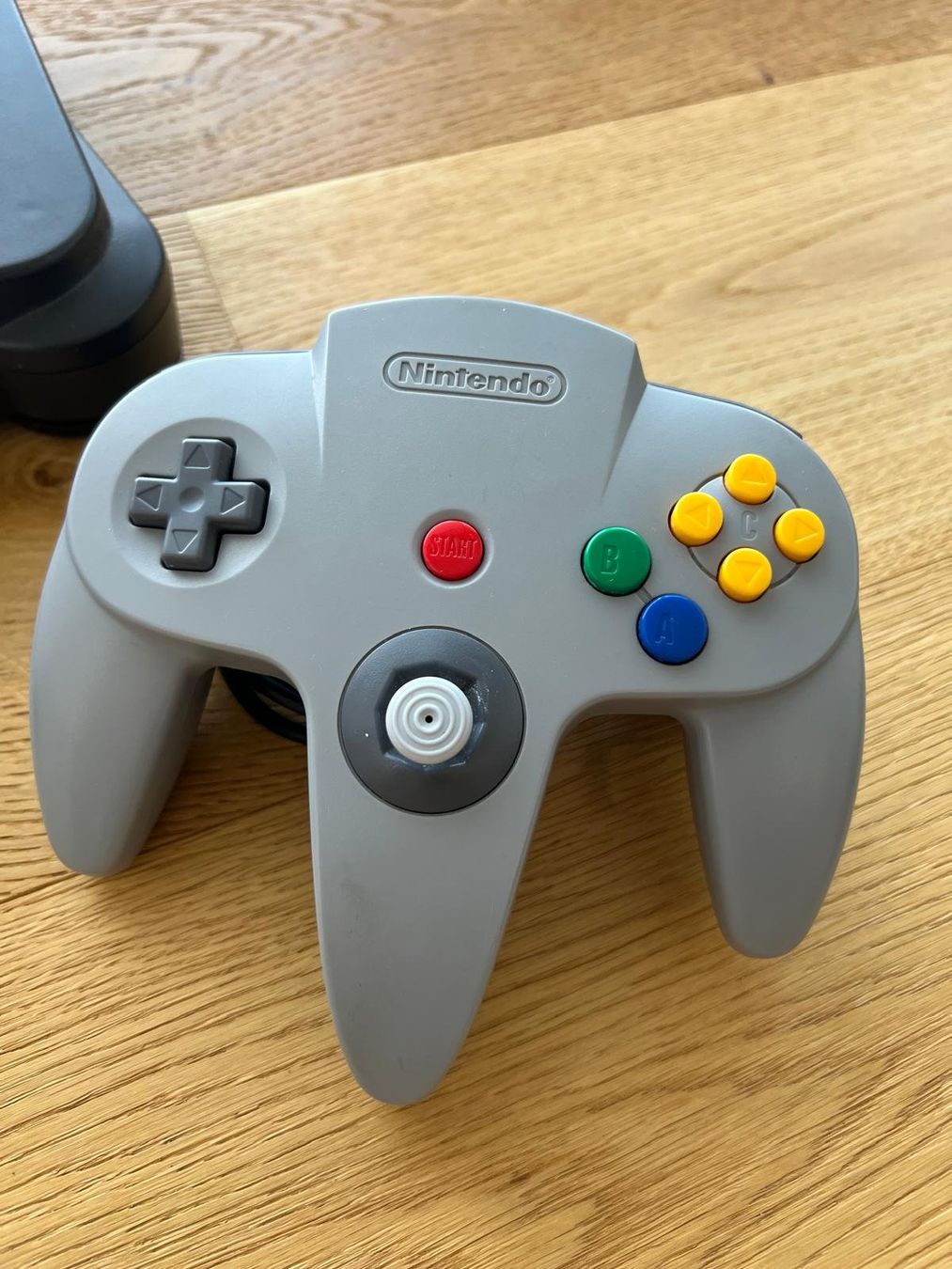 Nintendo Console: Nintendo 64 Konsole PAL – Usato da Schönenbuch venduto da retrohunter 2