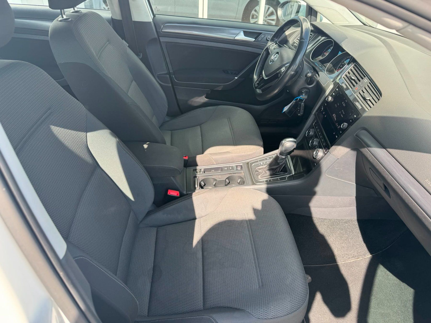 VW Automobili: VW Golf Variant/1.6TDI/115PS/Automat/Frontantrieb – Usato da Wittenbach venduto da rommel33 2