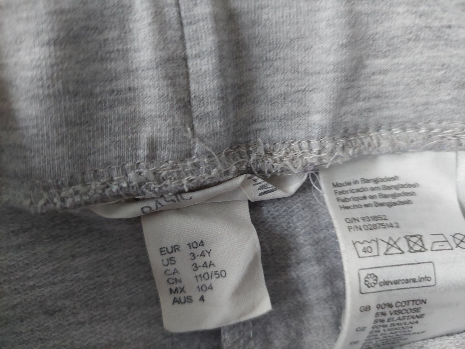 H&M Calze & Collant: 4 Stück 3/4 Leggins Grösse 104 – Usato da Wiesendangen venduto da troawus 7