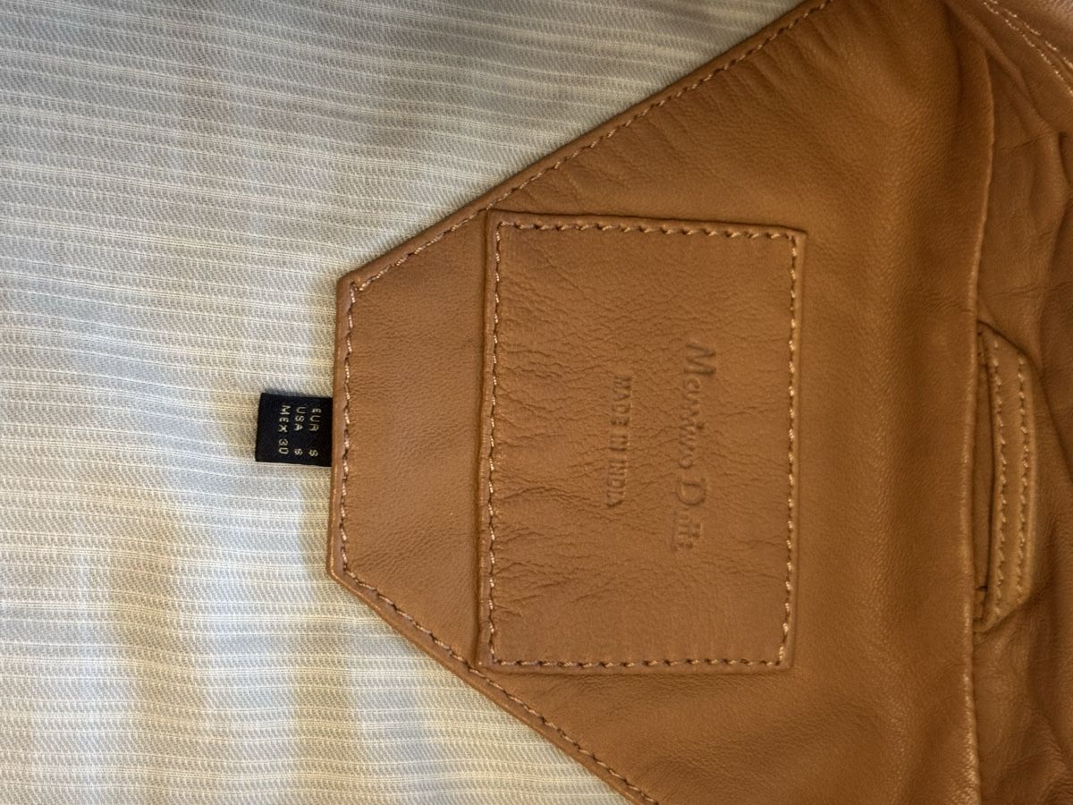 Massimo Dutti Giacche: Massimo dutti leather jacket – Usato da Zürich venduto da reg_vvr6 3