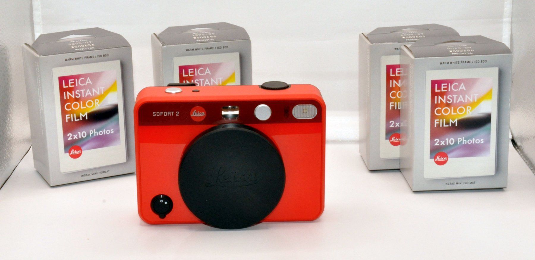 Leica Kamera: Leica Kamera Sofort 2 Rot – Gebraucht aus Heerbrugg von Ciashop