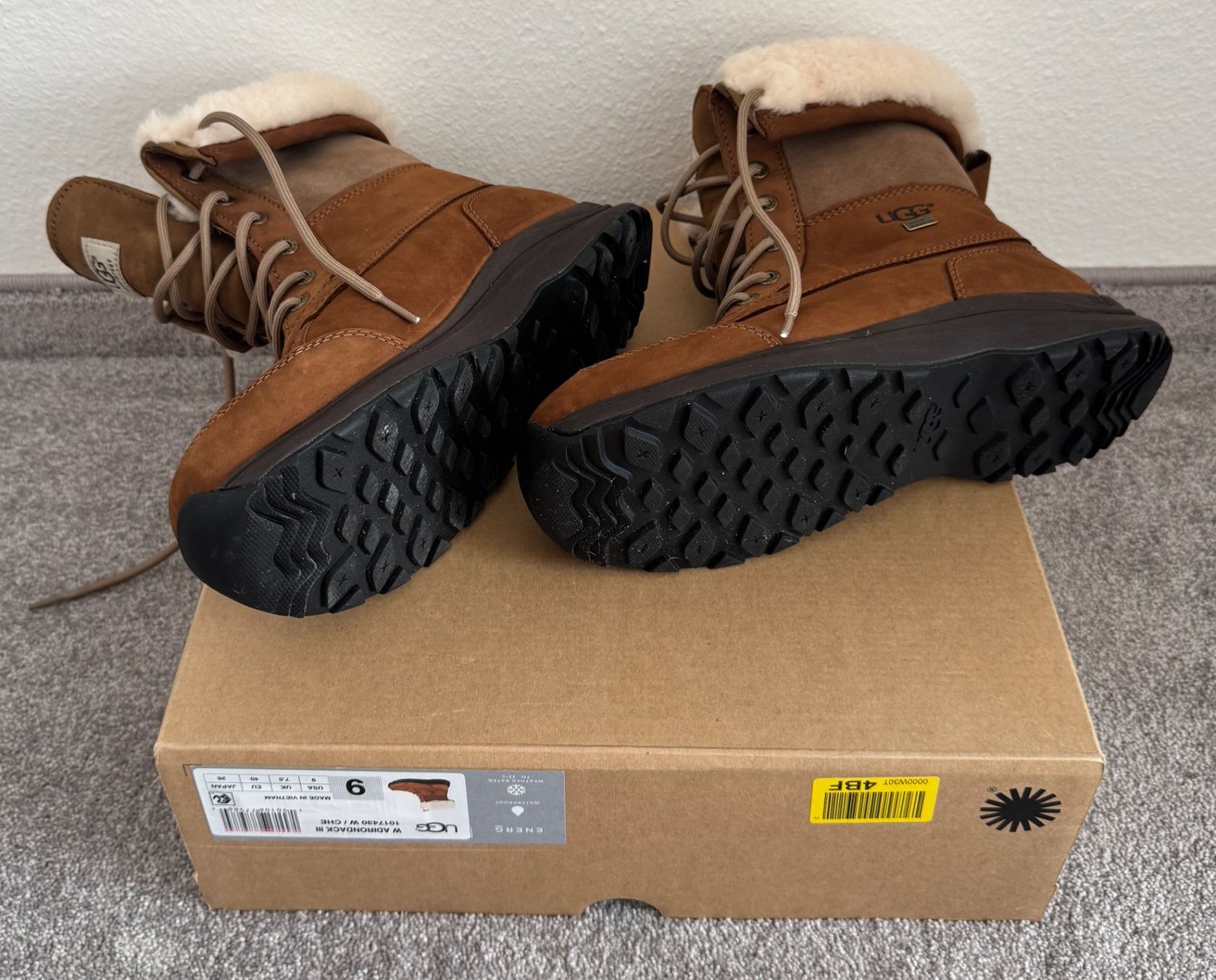 Ugg Scarpe da donna: UGG Adirondack III, EU40, Damen-Winterstiefel – Usato da Zuerich venduto da muzuto 2