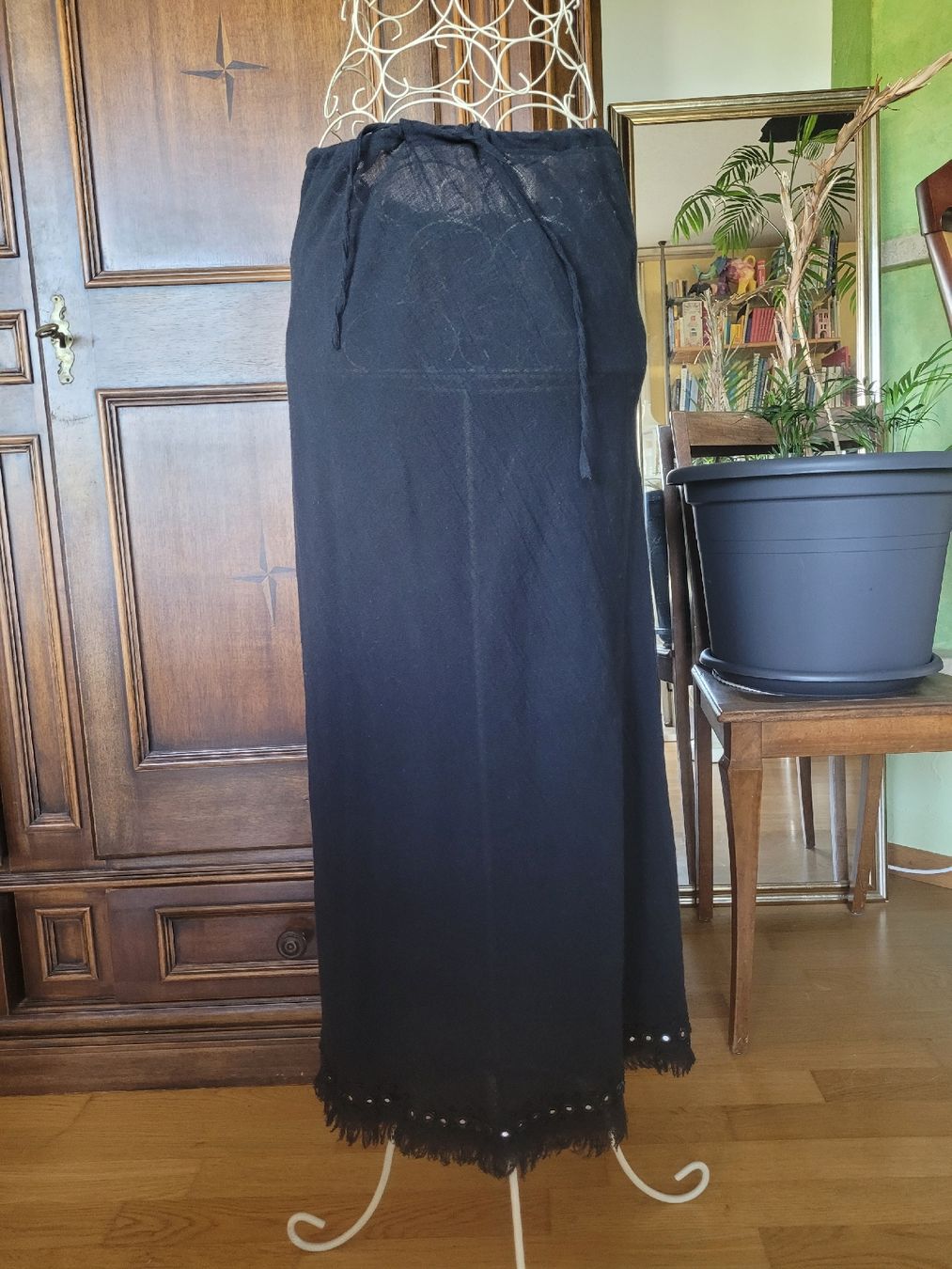 Gonne: Noname Jupe schwarz, Boho  – Usato da Luzern venduto da Verena33
