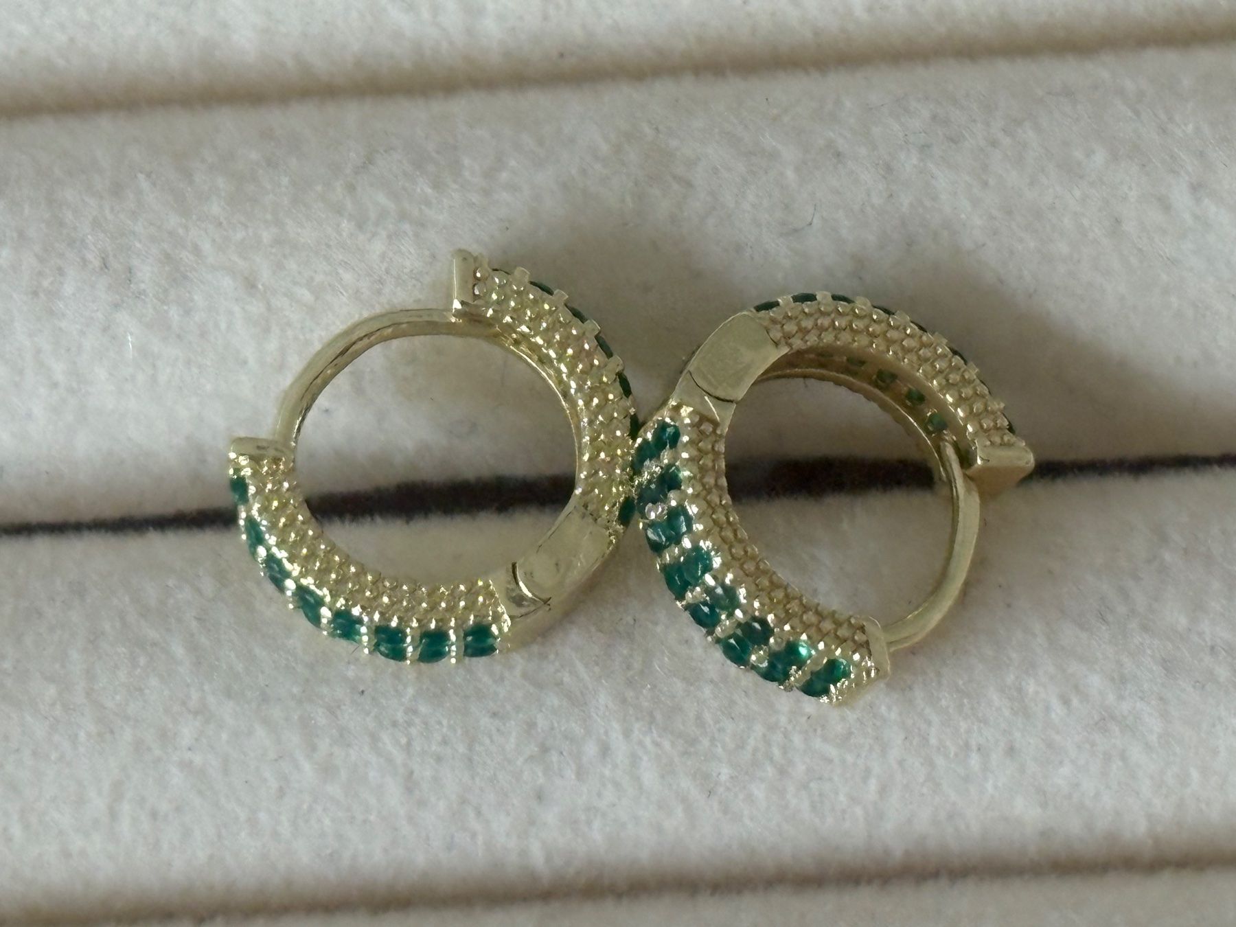 Ohrringe & -stecker: Luxus Elegante Mini Ohrstecker Farbe :Gold / Grün – Neu (gemäss Beschreibung) aus Biel-Bienne von Roserosse13 1