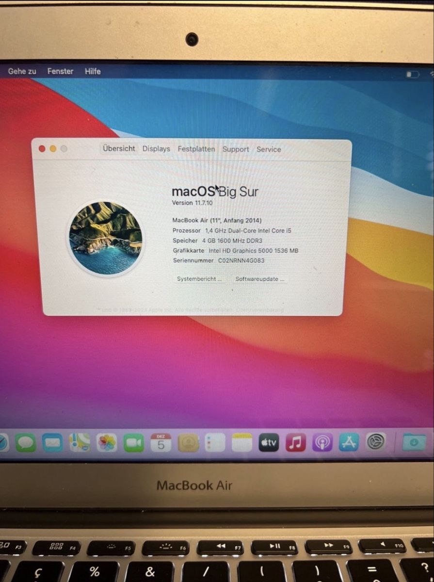 Apple Notebooks: MacBook Air 11 Zoll 2014 – Gebraucht aus Dulliken von Lindt.1845