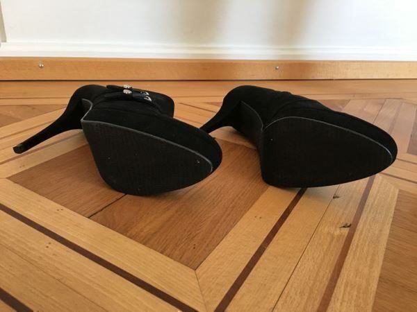 Stuart Weitzman Damenschuhe: Schwarze Wildleder Pumps - Fabrikneu !!! – Neu (gemäss Beschreibung) aus Zürich von Balanca 5