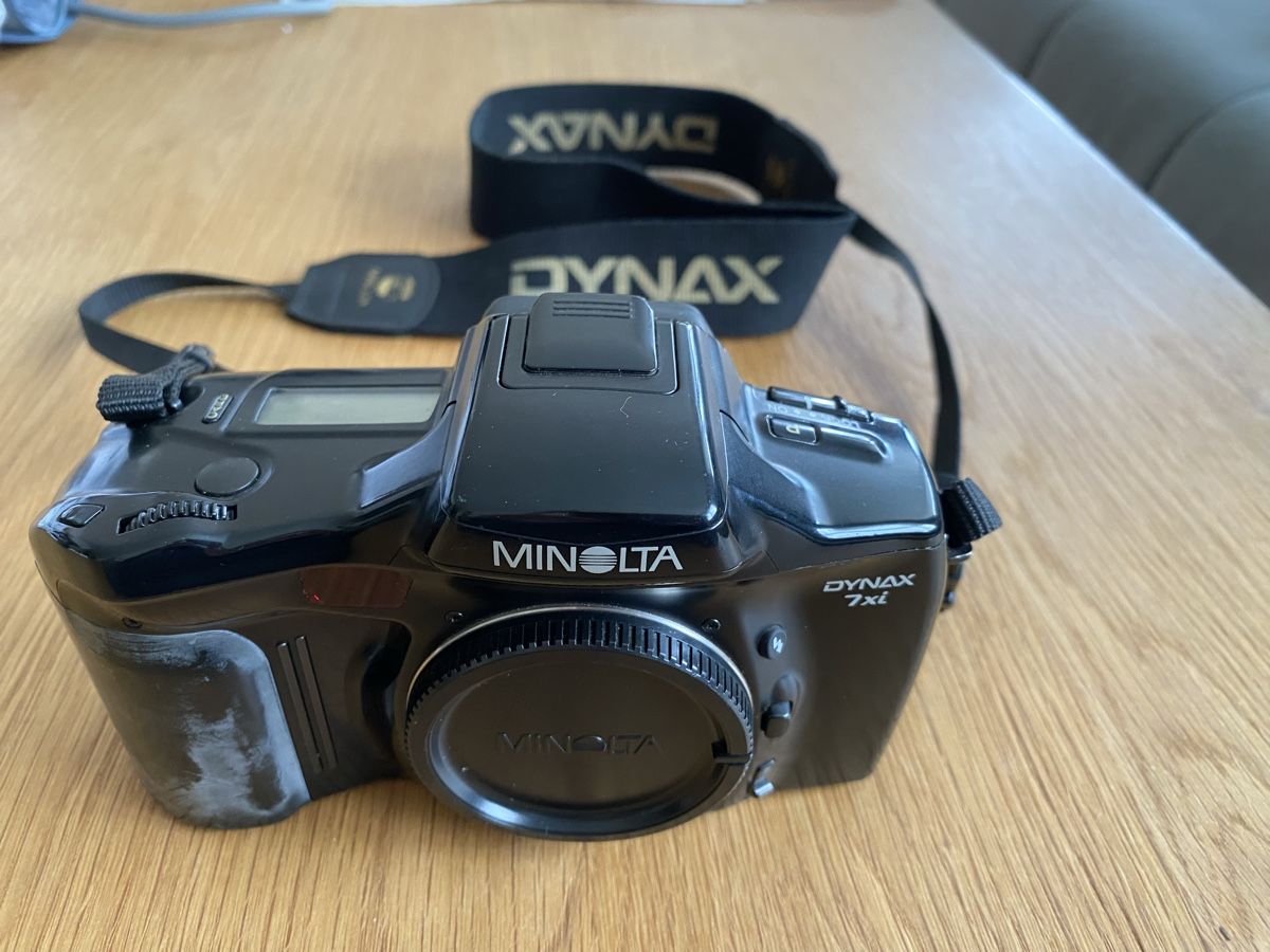 Minolta Kamera: Minolta Kamera Dynax 7xi – Gebraucht aus Fällanden von Spany 1