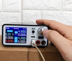 Wie NEU - Labornetzgerät 24V/8A