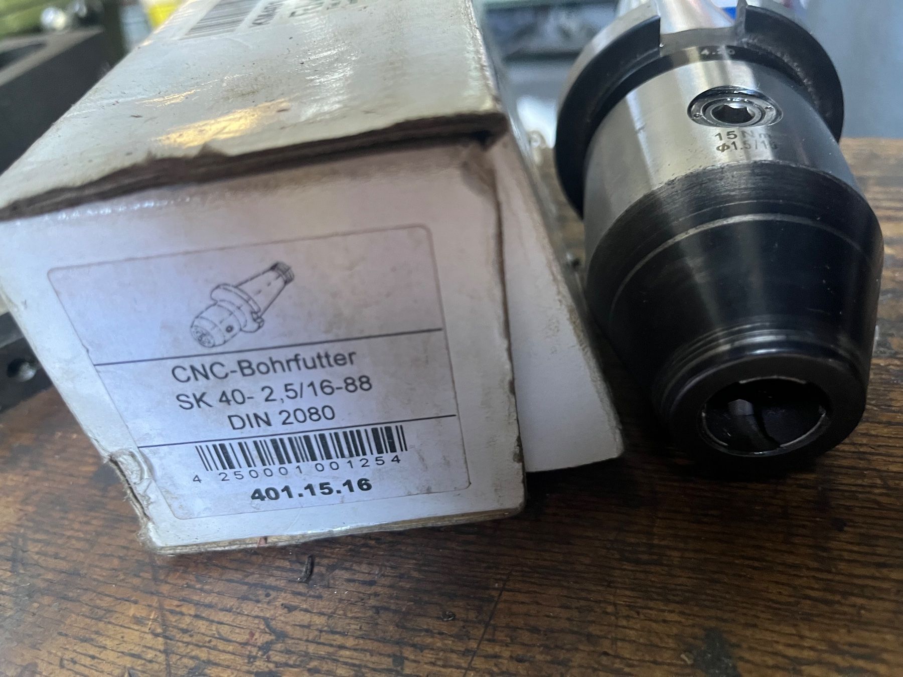 Schaublin Tutti gli attrezzi: NC Bohrfutter SK40 DIN 2080 16mm – Usato da Sulz LU venduto da simula2 2