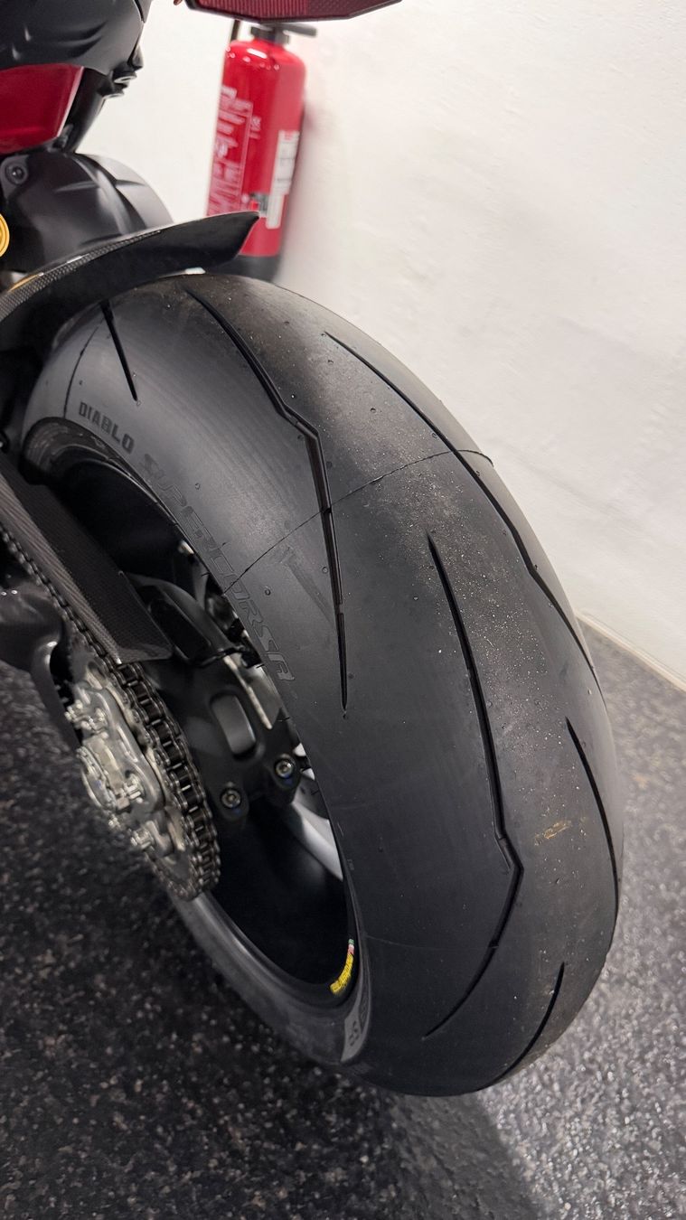 Ducati Strada: Ducati Streetfighter V4S – Usato da Wauwil venduto da cnb_jl5v 6