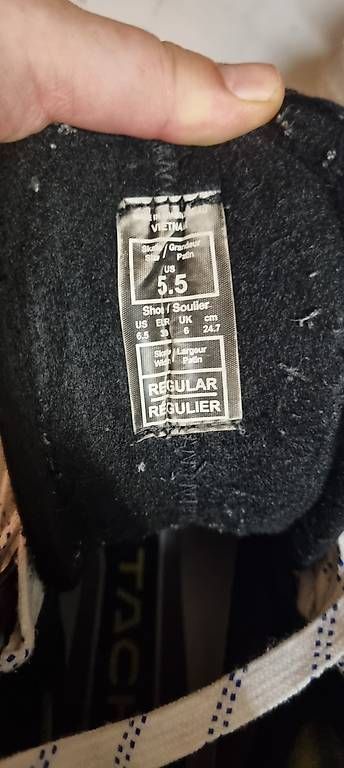 Patins à glace: CCM Tacks Schlittschuhe Grösse 5.5 / 39 – D'occasion à Biel/Bienne par sheila7002 1