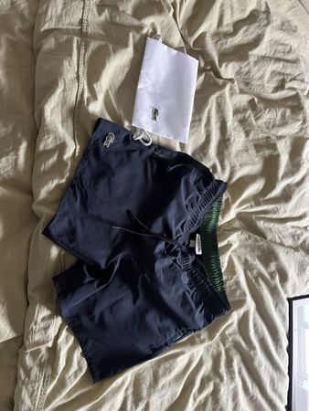 Lacoste Badeshort neu mit Etikett und Tasche, grösse S