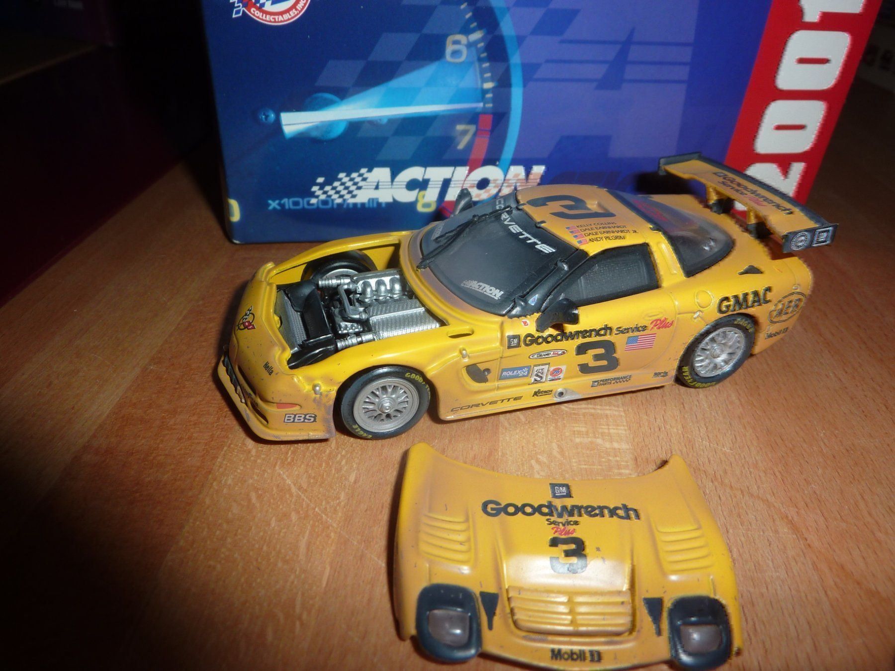 Chevrolet Modellini d'auto: CORVETTE C5R – Nuovo e nell'imballaggio originale da Balsthal venduto da bouteliee