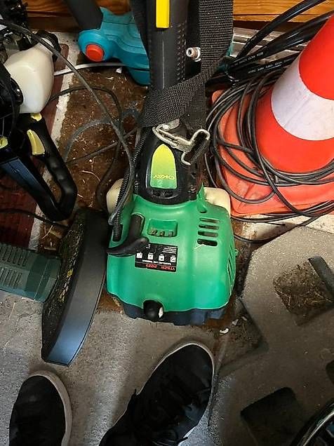 Tous les outils: diverse Gartengeräte als Ersatzteile – Défectueux à Niederglatt ZH par gde 3