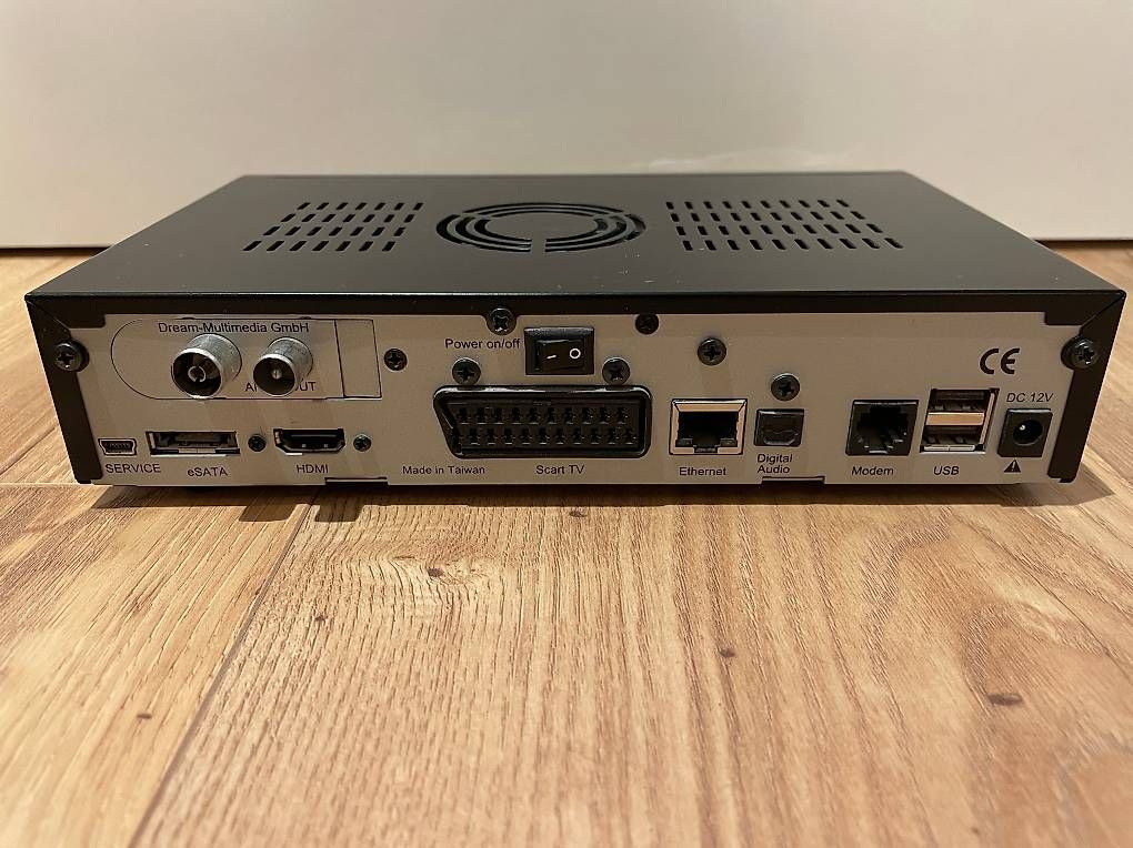 Ricevitori: Dreambox DM800 HD se – Usato da Epalinges venduto da jarolegro01 2