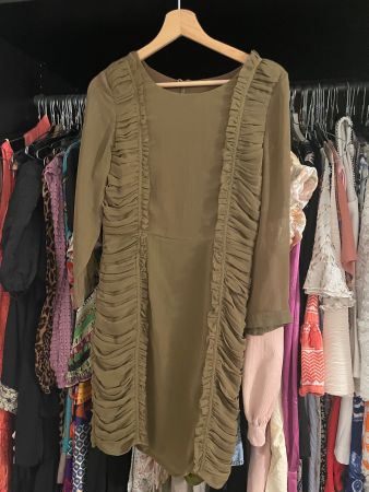 Kleid olivegrün Gr. 36