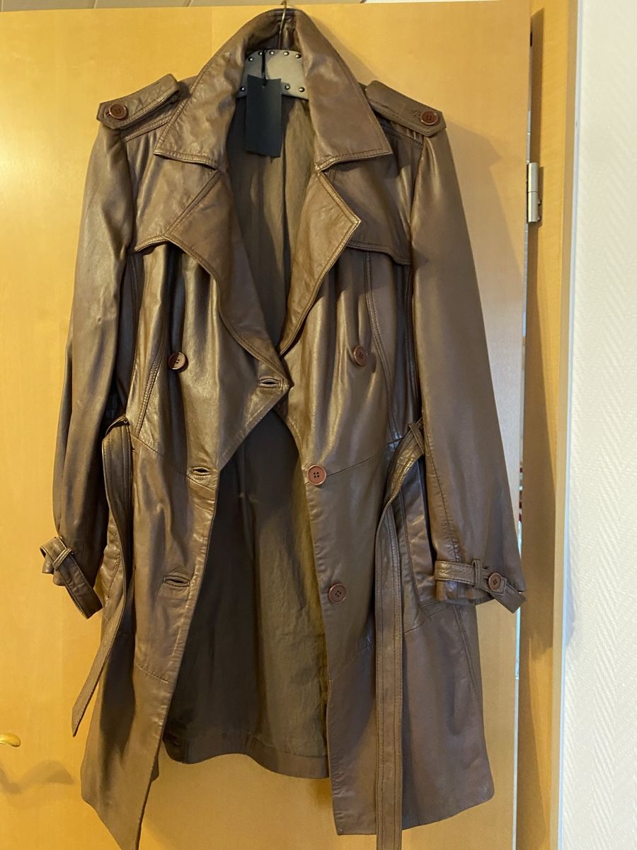 Cappotti: Ledermantel Damen Gr. 40 braun – Usato da Buchrain venduto da Sisi83 4