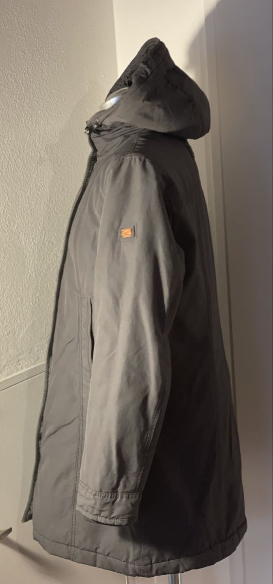 Camel Cappotti: Camel Active Wintermantel, Grau, Gr. 40, Top Zustand! – Usato da Schaffhausen venduto da marakesch41 1