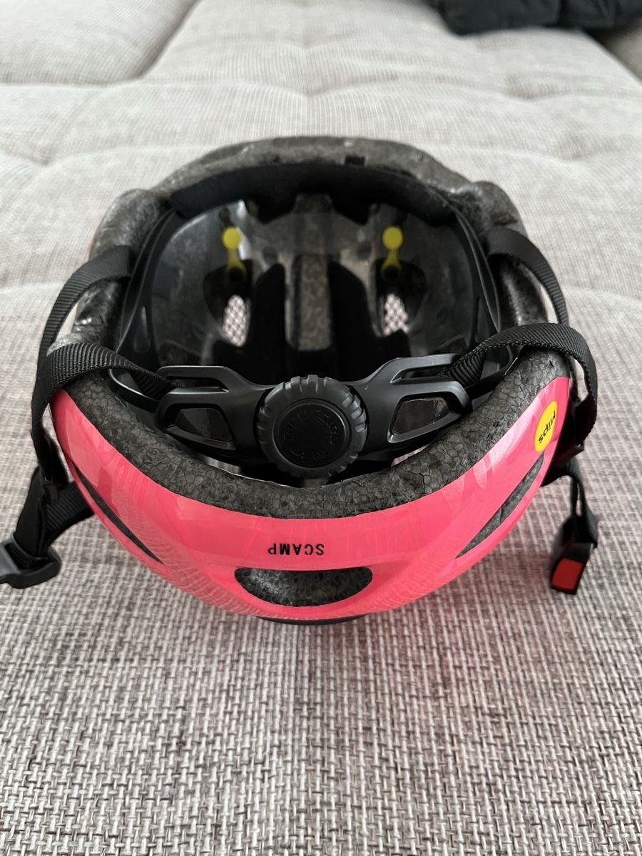 Giro Caschi: Kinderfahrradhelm GIRO – Usato da Grub AR venduto da Paddu1 3