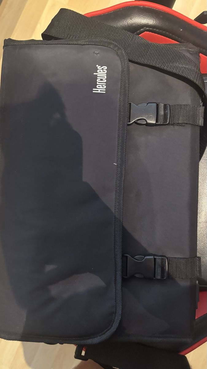 Hercules Console di mixaggio: Hercules DJControl Steel DJ-Controller mit Tasche – Usato da Muri AG venduto da Moto-Freiamt 2