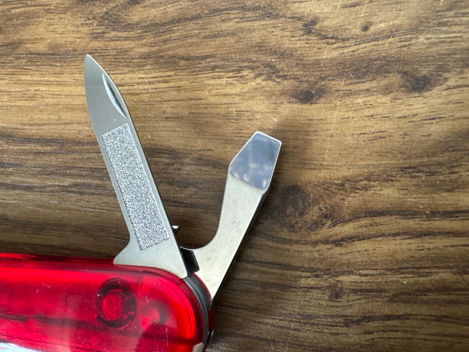 Wenger Taschenmesser: WENGER - Sackmesser red trans - Schneider & Schmid – Gebraucht aus Andwil SG von Rainboli 5