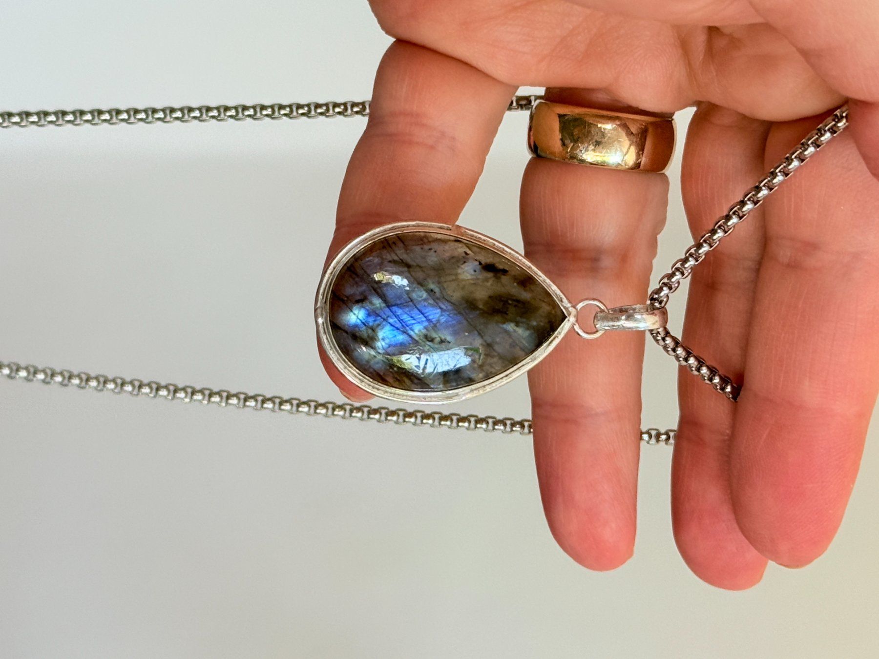 Catenine: Superbe collier Labradorite neuf ✨ Élégant – Nuovo e nell'imballaggio originale da Genève venduto da AWWA 6