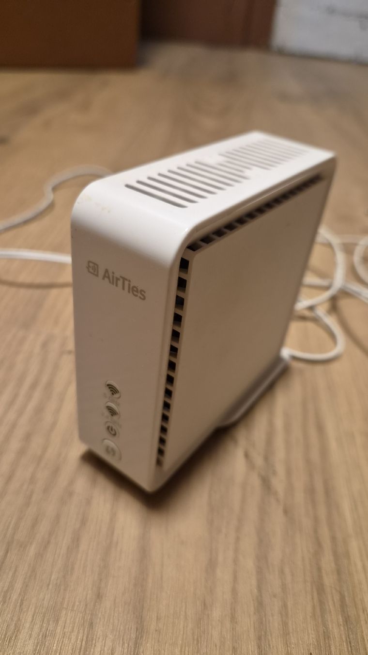 Verstärker: AirTies WLAN versärtker – Gebraucht aus Beckenried von luca1231 1