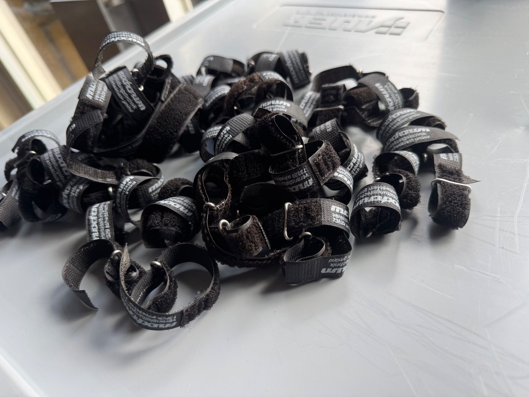 Kabel: 65 st Kabelklets – Gebraucht aus Eiken von Skylight 1