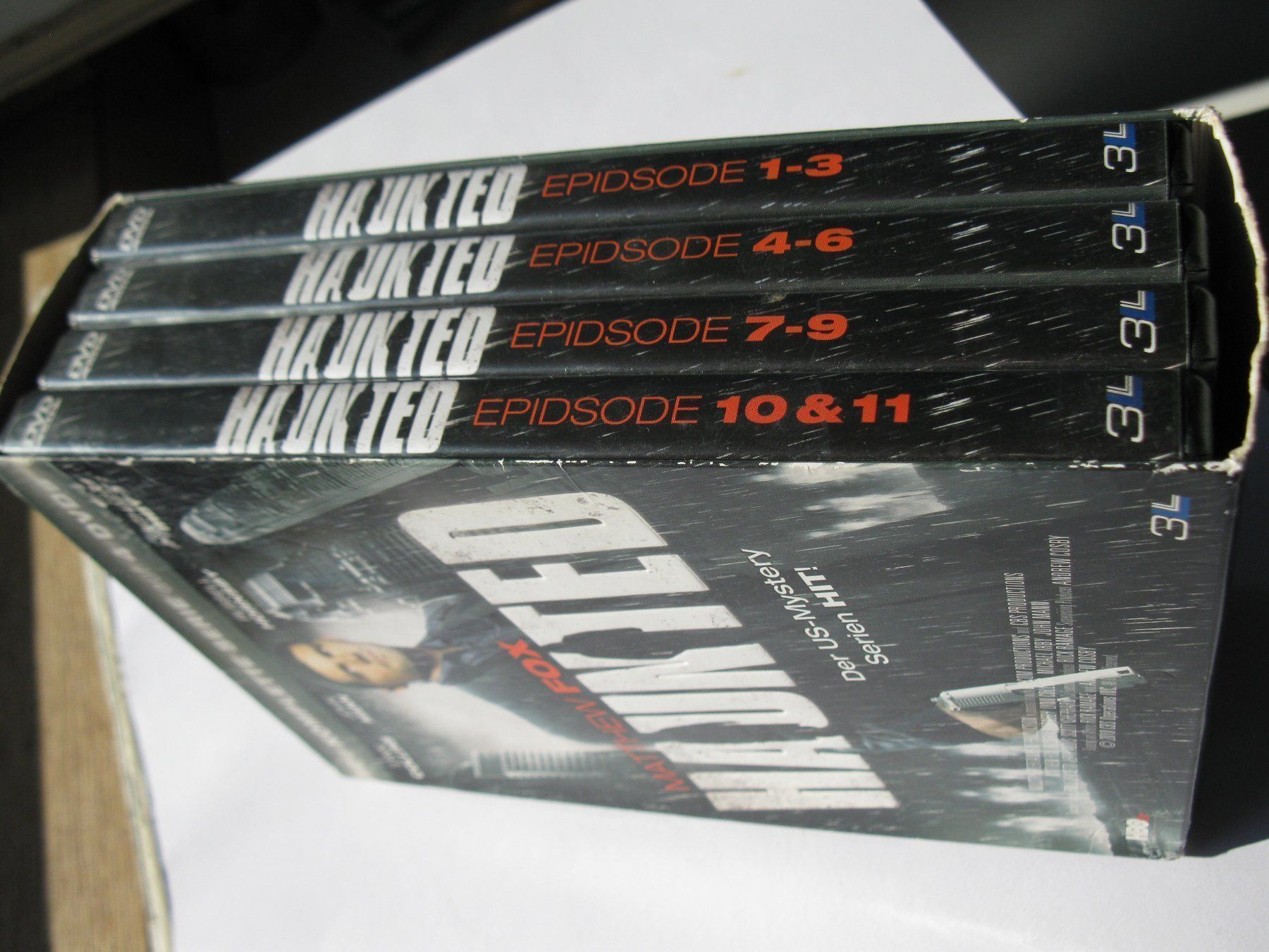 Tutti i DVDs: DVD - Haunted / Die komplette Serie – Usato da St. Margarethen TG venduto da Schachmatt 2
