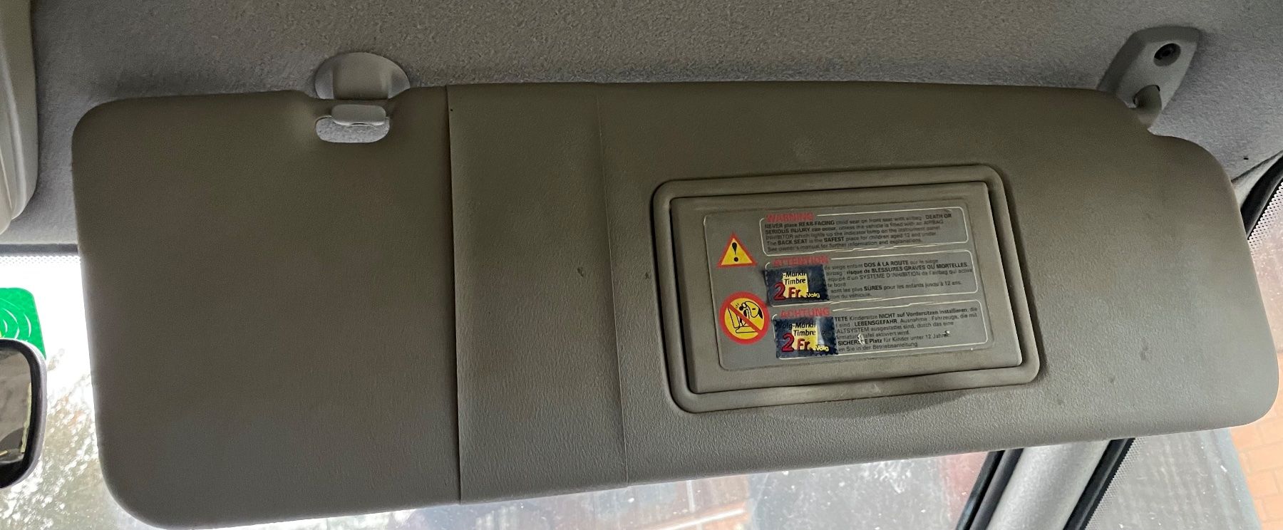 Sonstiges Fahrzeugzubehör: Renault Espace III Original Sonnenblende Rechts. – Gebraucht aus Wil SG von NURTO34