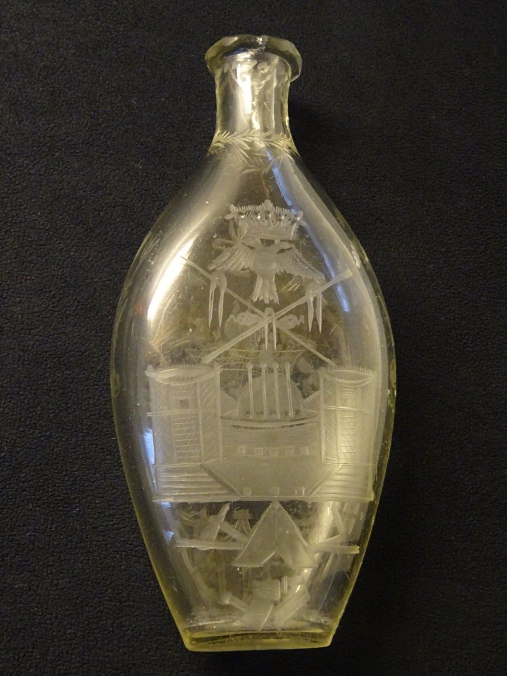 Flaschen: Taufflasche Glasmacherzunft Weissglas – Gebraucht aus Esslingen von eintagammeer