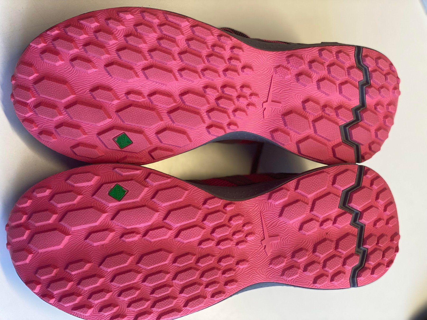 Tamaris Damenschuhe: Trekkingschuhe Tamaris - Grösse 37 - W-0386 – Neu (gemäss Beschreibung) aus Eschenbach SG von Sums 3
