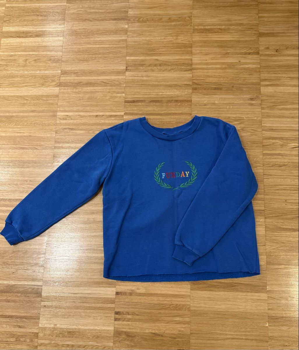 Pullover & Sweatshirts: Spring pullover – Gebraucht aus Adliswil von Marjin 1