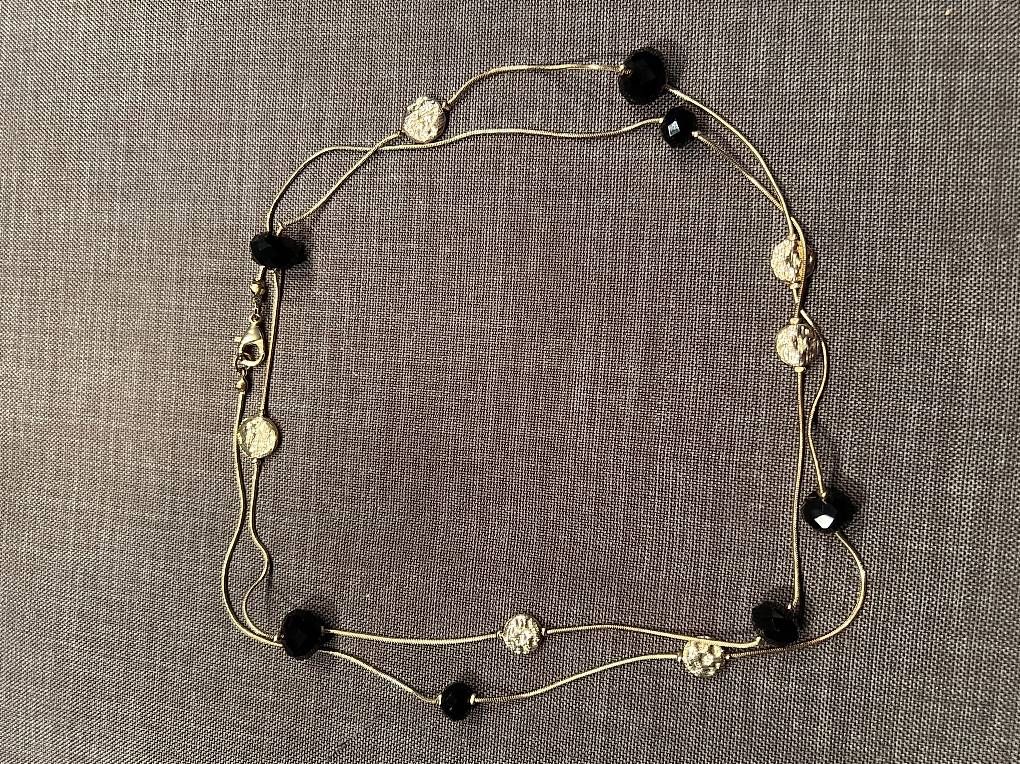 Catenine: Catena dorato e perle nere – Usato da Gordola venduto da Simijojo