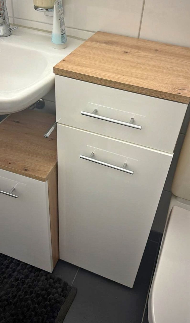 Mobili per bagno: Badezimmer Möbel-Kombination – Usato da Wettingen venduto da ic20082020 2