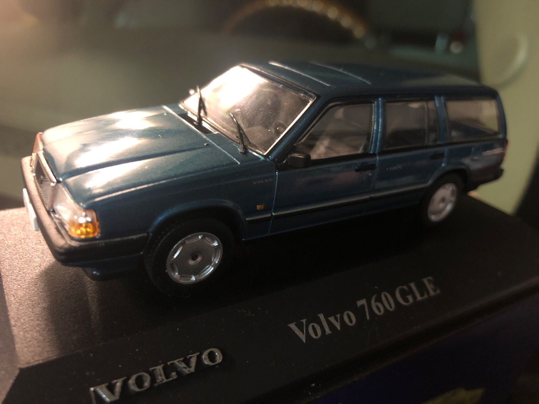 Volvo Modellini d'auto: Volvo 760 gle kombi – Nuovo (secondo la descrizione) da Reinach AG venduto da rares75 1
