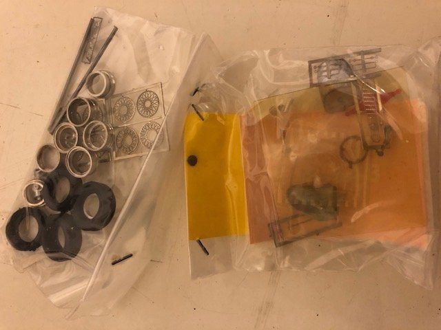 Ferrari Modellini d'auto: FDS-Kit Ferrari – Nuovo (secondo la descrizione) da Muttenz venduto da Gucci2005 4
