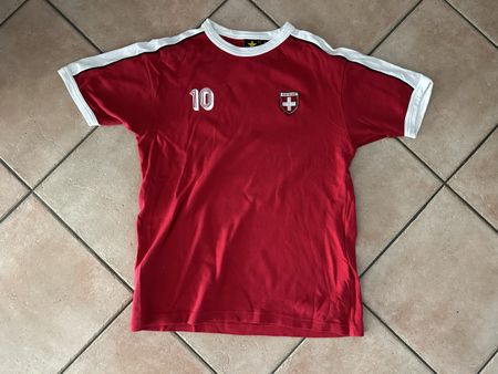 Schweizer Fußballtrikot 10