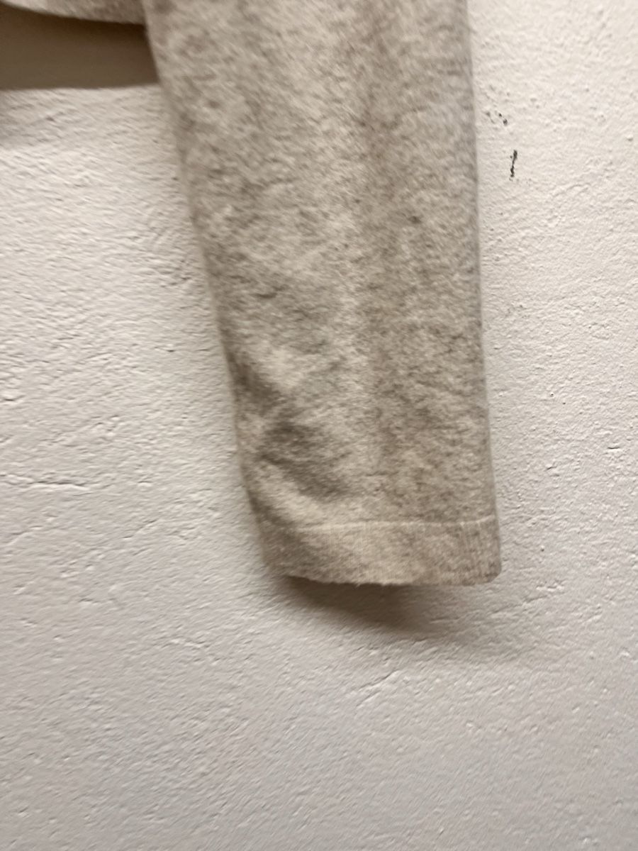 Pullover & Sweatshirts: Wilfred Grey Wool blend Cardigan, Size L – Gebraucht aus Lausanne von Danash 2