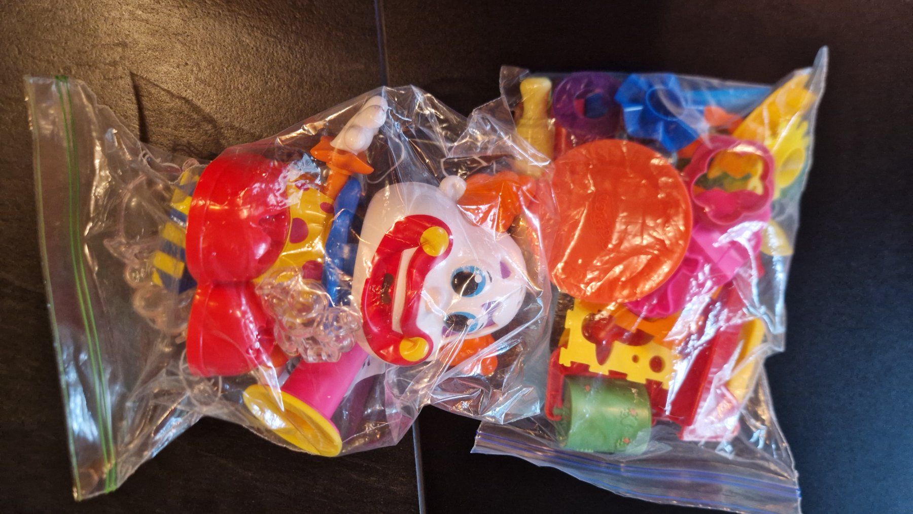 Jouets: Knetzubehör – D'occasion à Linthal par nat_gp2j