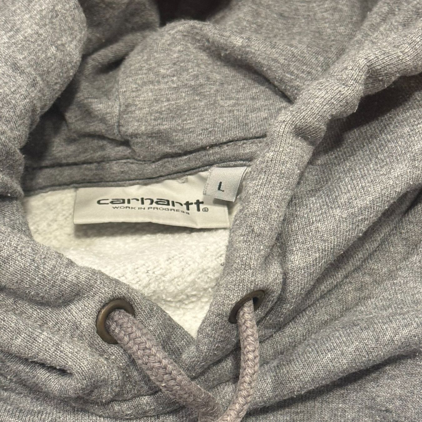 Carhartt Pullover & Sweatshirts: Carhartt work in progress grey hoodie – Gebraucht aus St. Gallen von sourced_limited 2
