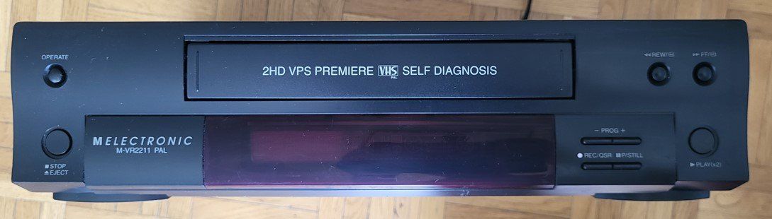 Registratori: Videorekorder – Usato da Zürich venduto da Niski