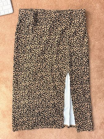 Forever 21 Rock Leoparden-Print