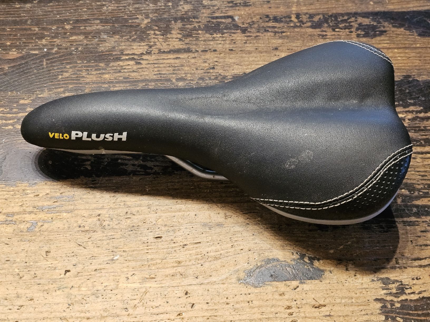 Pezzi di ricambio: Velosattel "VeloPlush" – Nuovo (secondo la descrizione) da Meisterschwanden venduto da Hummer21