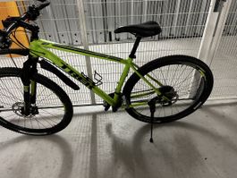 Mountainbike Trek, Superfly 9, 19.5“, grün schwarz
