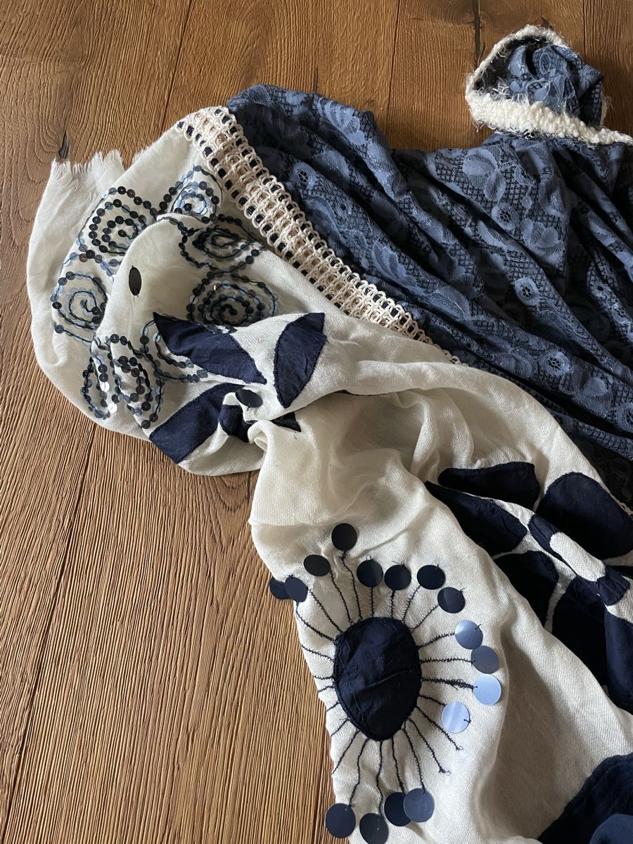 Foulards & écharpes: Design Tuch – Neuf (Voir description) à Weggis par Taltosangi