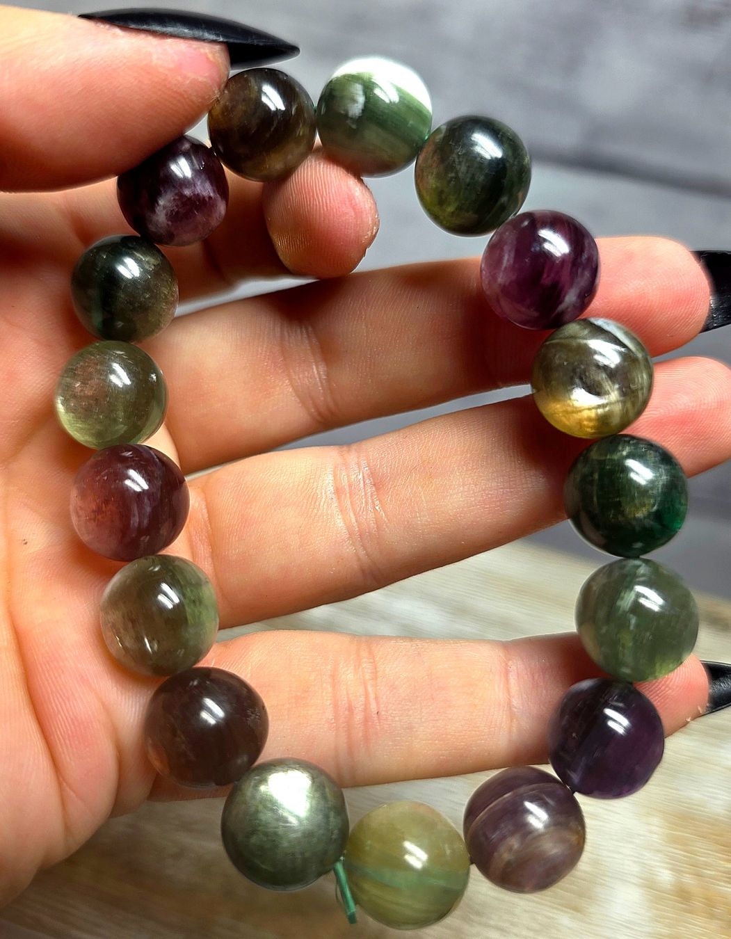 Mineralien & Heilsteine: Regenbogen Lepidolith Armband 12.7mm – Neu und originalverpackt aus Matzingen von Shay_Crystalz